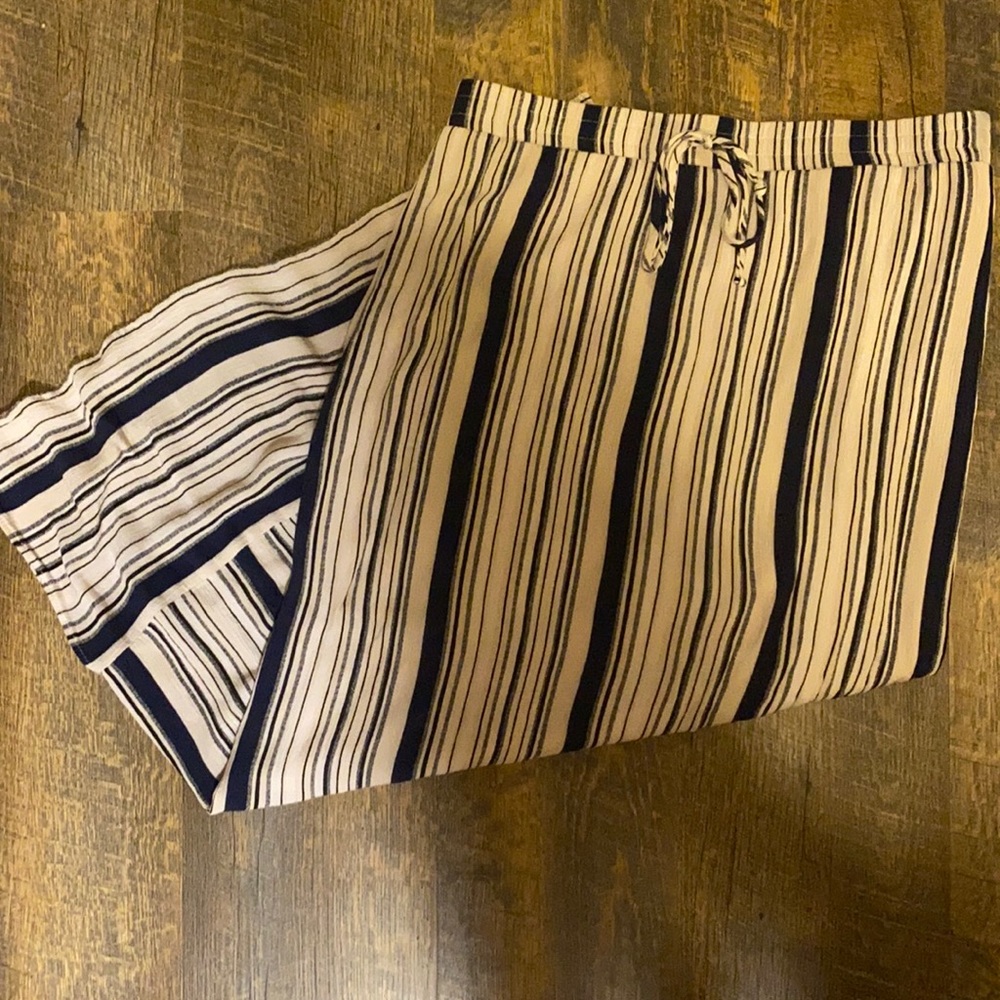 Maxi skirt navy striped size small